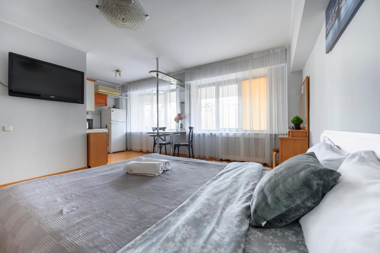 На Проспекте Ленина Appartement Alma-Ata Buitenkant foto